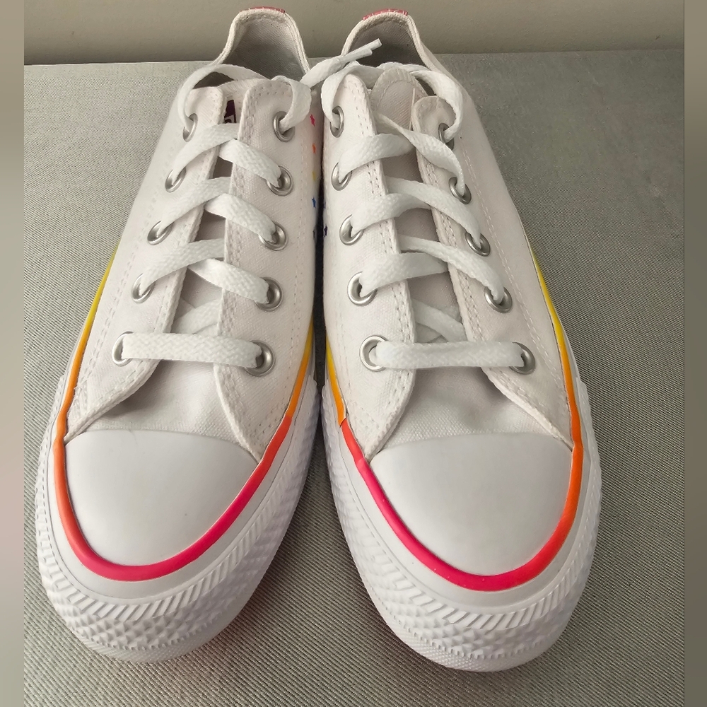 NWOB  CONVERSE White Low Love Pride Sneakers, Shoes - Picture 4 of 9